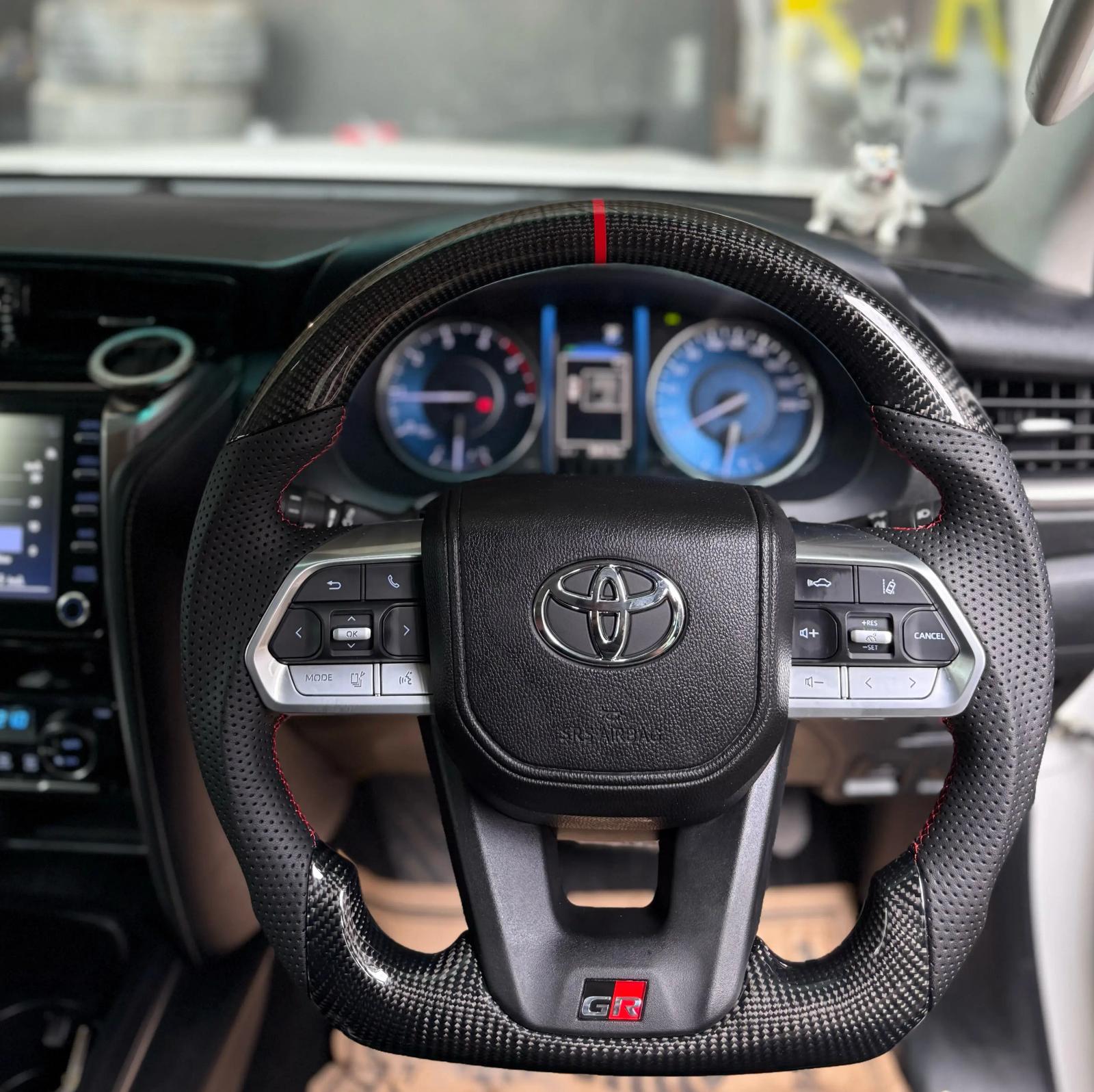 Land cruiser Original carbon fibre steering wheel
