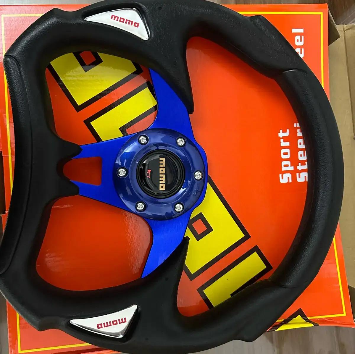 Momo universal Steering