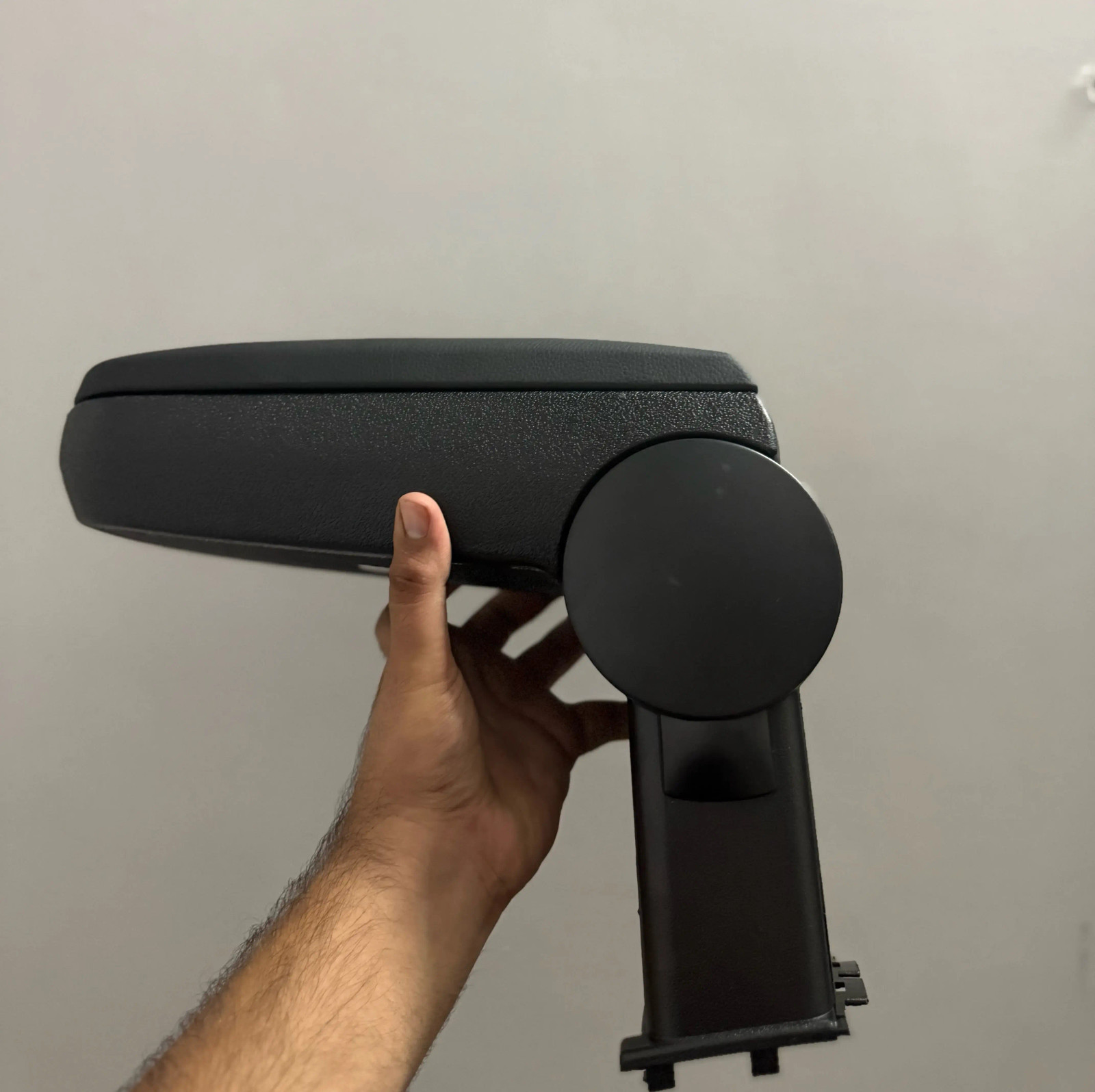 Polo imported arm rest
