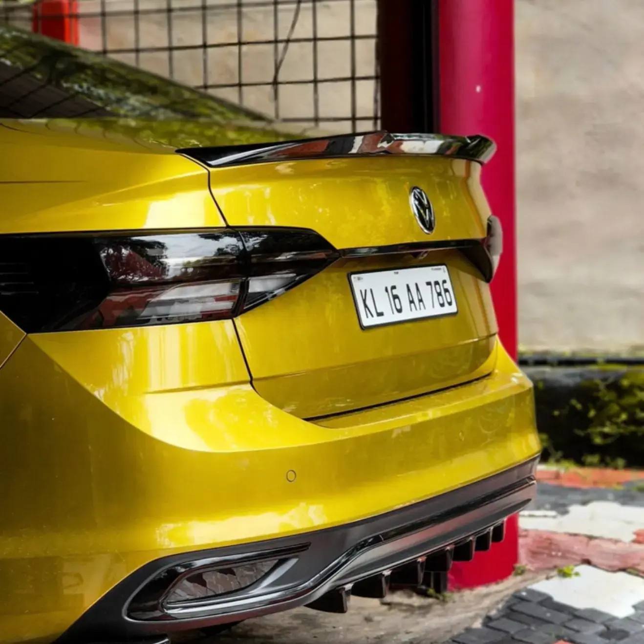 Universal 7 fin rear diffuser | Aftermarket