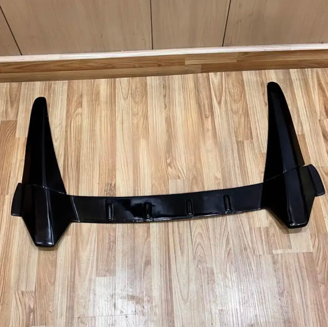 Universal roof rocket spoiler for all sedans